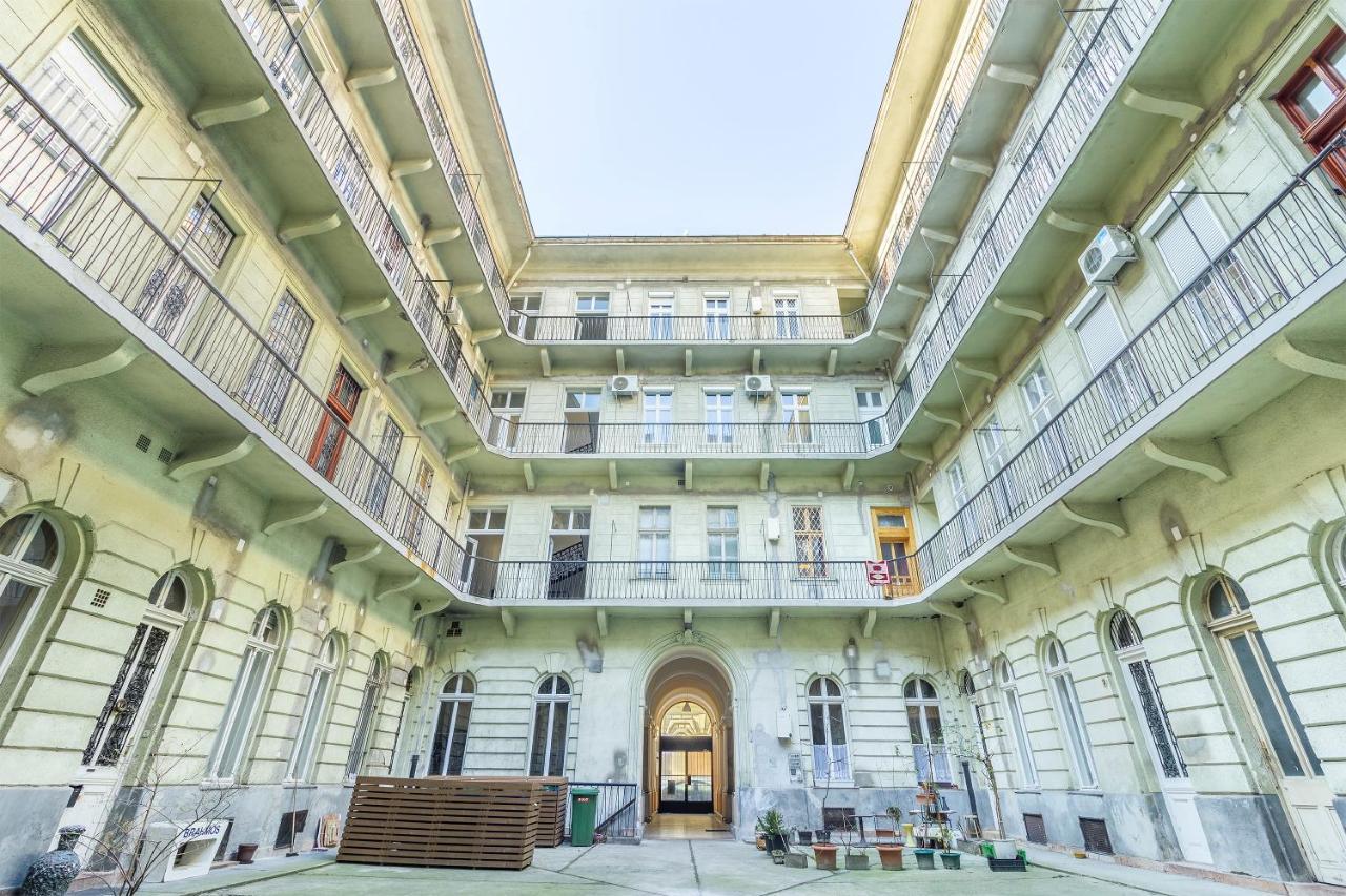 King93 Apartment In Central Budapest. Εξωτερικό φωτογραφία