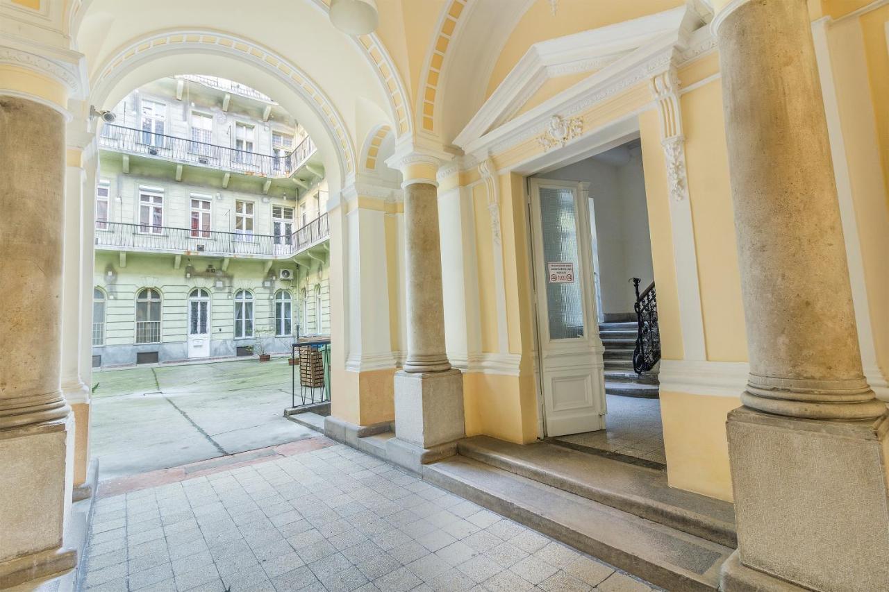 King93 Apartment In Central Budapest. Εξωτερικό φωτογραφία